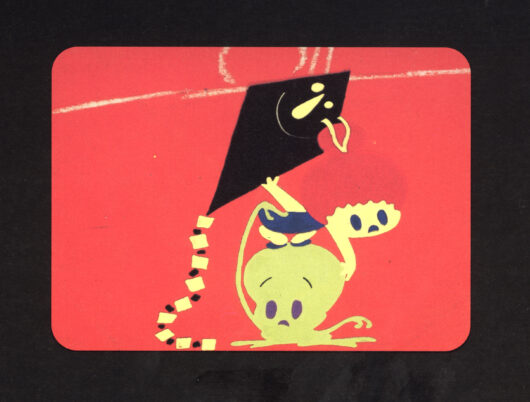 Stilisierte Zeichnung eines gelben, außerirdisch aussehenden Wesens mit großem Kopf und drei Fingern, das einen schwarzen Drachenflieger mit gelben Akzenten hält.